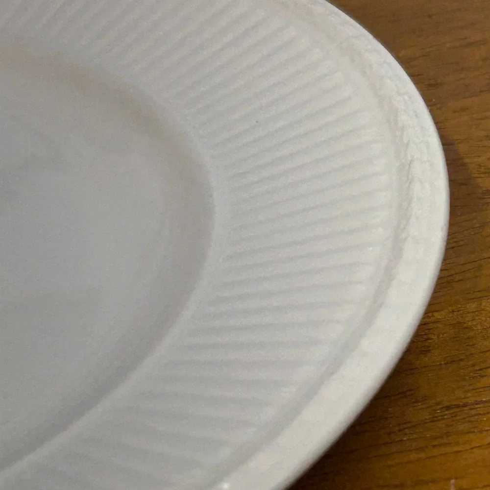 Wedgwood Moss Rose Luncheon Plate Moss Rose Floral Ribbed Rim Made in England